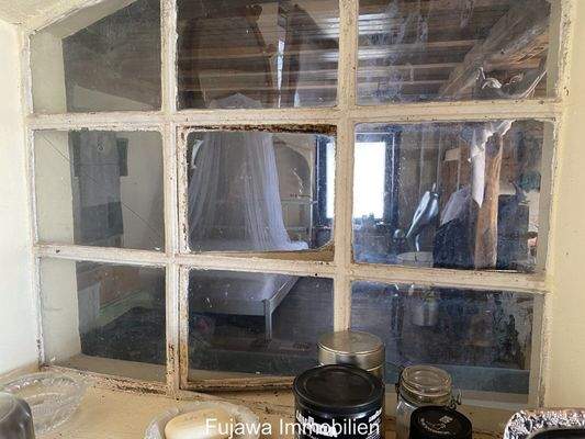 historisches Fenster im Hofladen