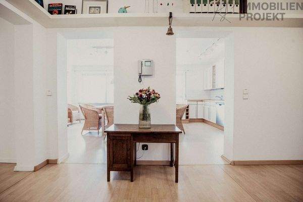 WH_Blick von der Diele in den Essbereich