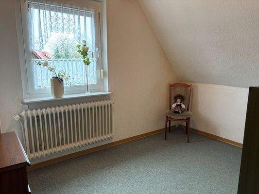 Zimmer 4 im OG