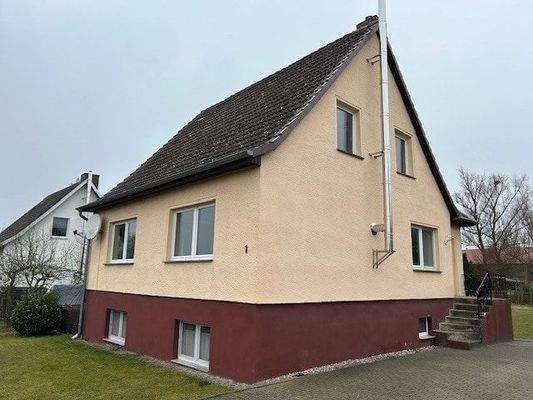 Front- und Giebelansicht