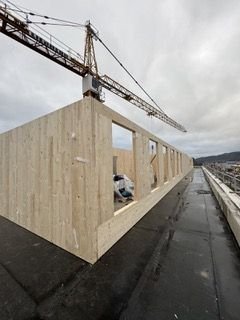 Bauarbeiten am Holzstaffelgeschoss