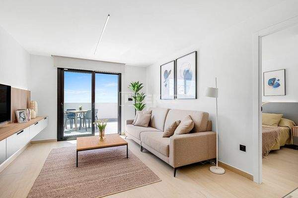 State-of-the-Art Flats with Communal Pool in Guardamar del Segura