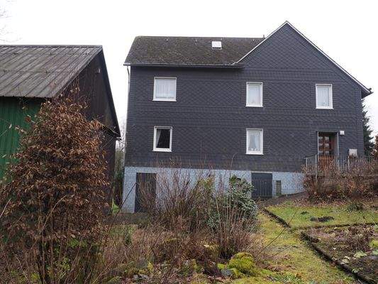 Seitenansicht vom Nutzgarten