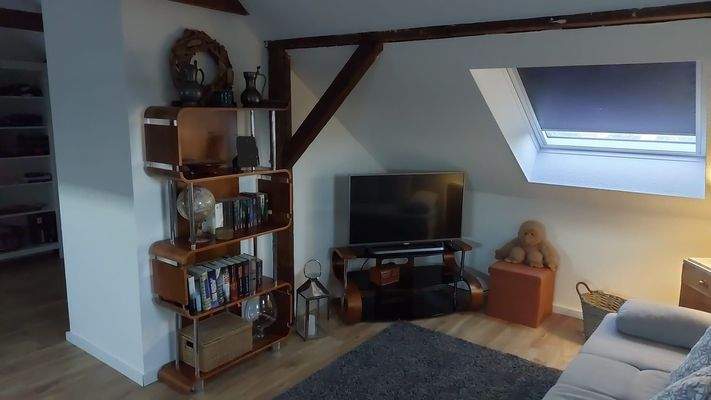 2.OG Zimmer 2 Bild 2.jpeg