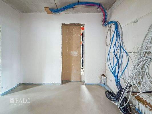 Bürofläche mit Zugang Halle