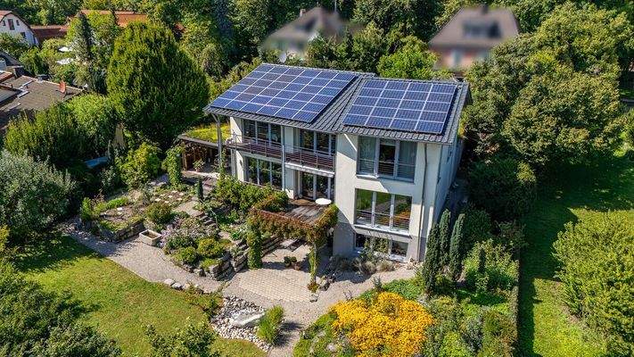 Sonniges Grundstück