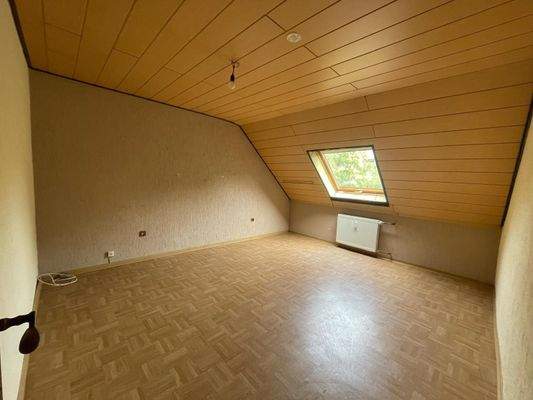 DG: Schlafzimmer Nr. 1