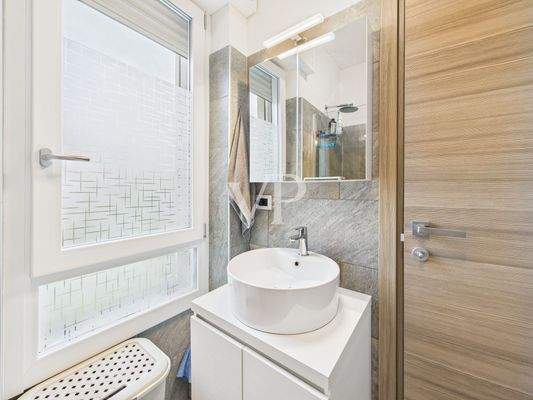 BAGNO SECONDARIO SUITE / SOGGIORNO