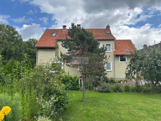 Hausansicht vom Garten