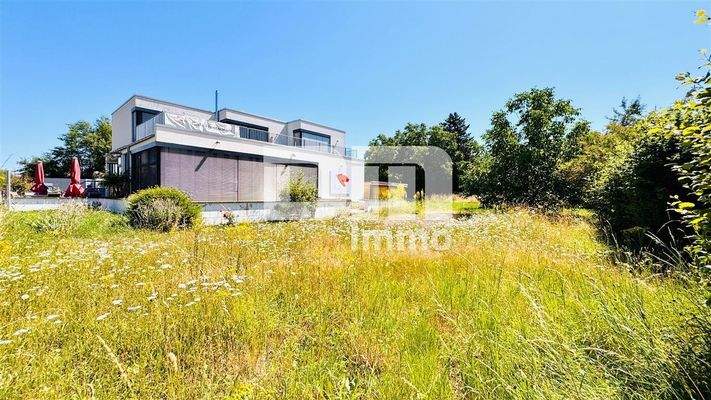 Großes Grundstück mit Baufenster