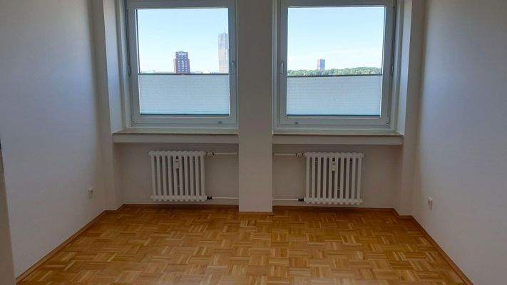 Arbeits-/Konderzimmer