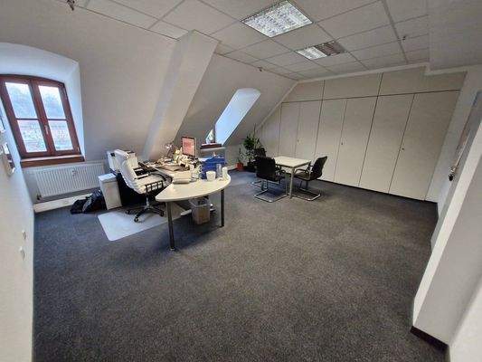 Freies Büro mit ca. 32,30m² #101447