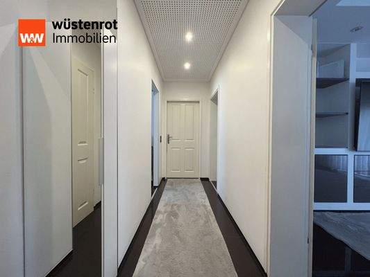 Repräsentativer Flur den ersten Eindruck