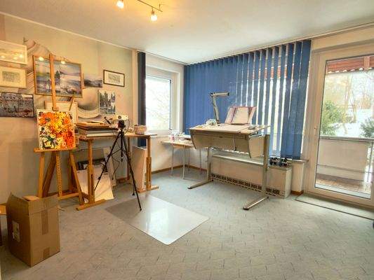 Kinderzimmer / Arbeitszimmer (DG)