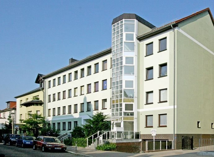 Magdeburg - Mozartstraße, 2 Raum Wohnung im 2. Obergeschoss