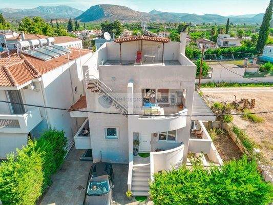 fb24379cb0fe4ee5a69b2a7236dda356-original