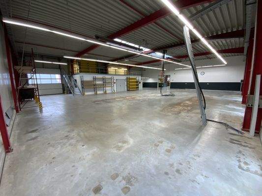 Halle 1  Warenanlieferung