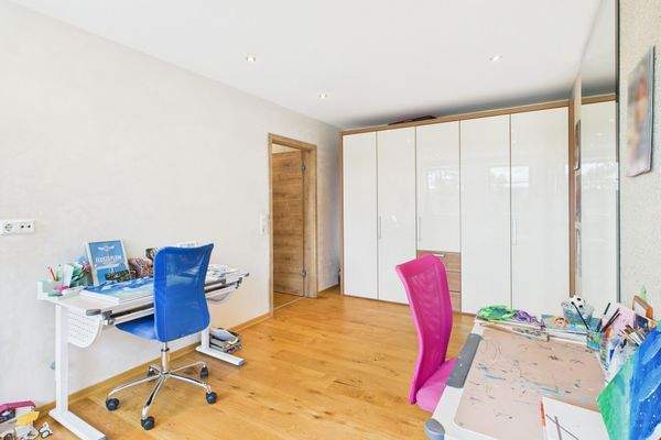 Schlossstraße 22 – 54293 Trier-Quint