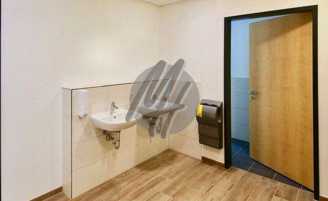 INFOS UNTER: 06171-586000