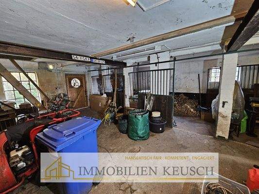 Ausbaureserve - Stallgebäude