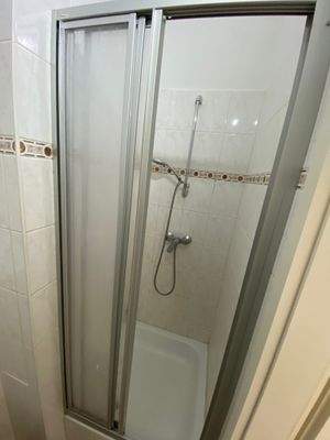 Bad 2 - Dusche und WC