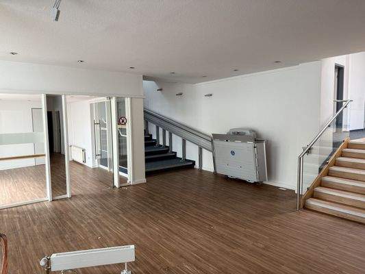 Praxis hinteres Gebäude