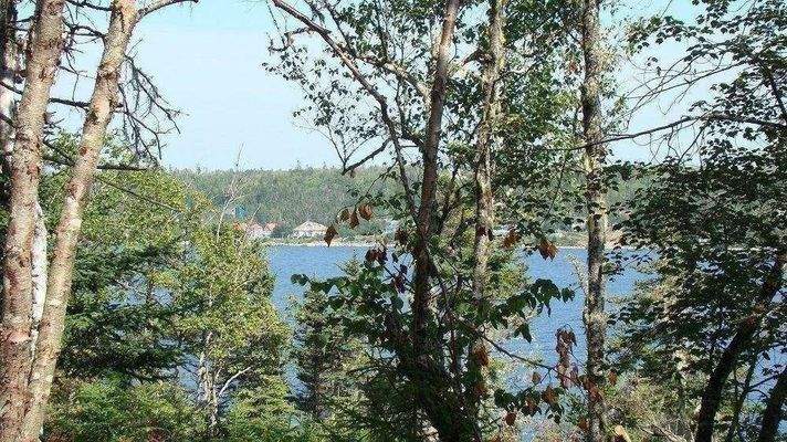 Blick auf die andere Seite der Bucht