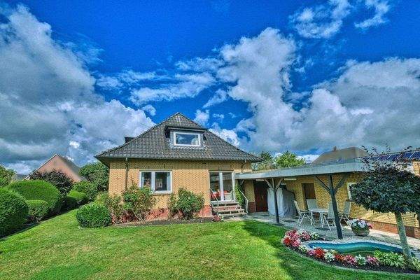 Hausansicht Gartenseite