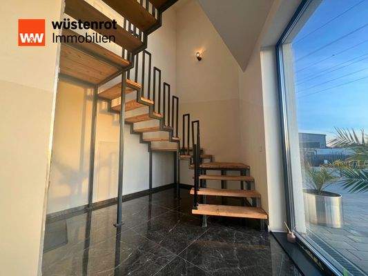 Eingang Treppenhaus zur Wohnung