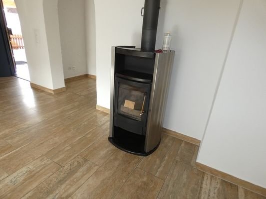 Kaminofen im Esszimmer