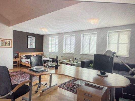 Büro mit Doppelbett