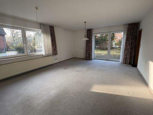 Wohnbereich mit Terrassenzugang 