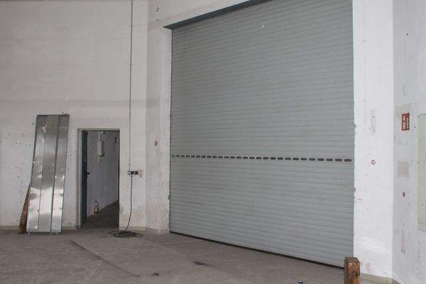 Kleine separierte Werkstatt in der Halle