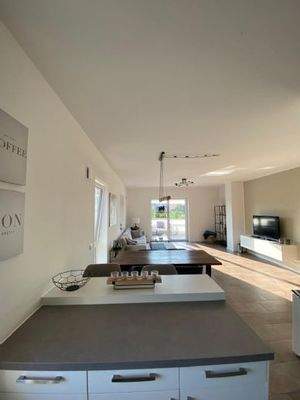 Bild Küche Esszimmer Wohnzimmer