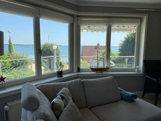 Ausblick aus dem Wohnbereich der Villa 