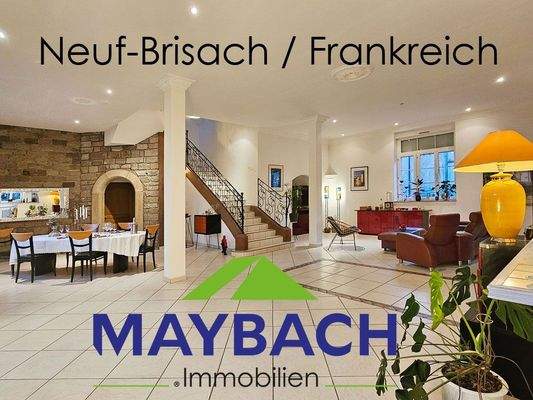 Königliches 100 m² Wohnzimmer