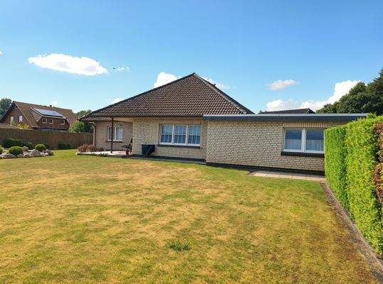 Rückansicht - Verbessert - (KI generiert)