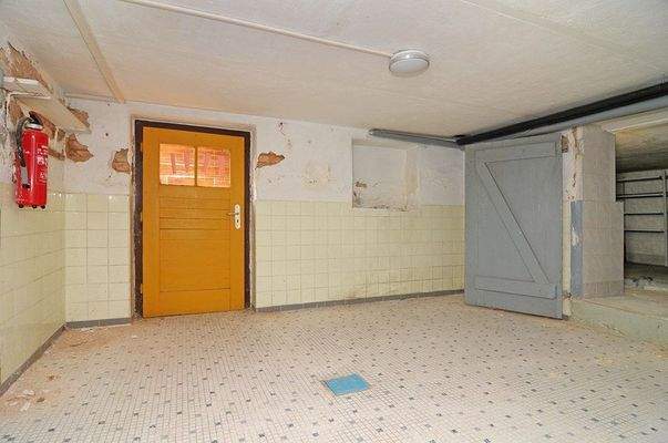 Keller mit Gartenausgang