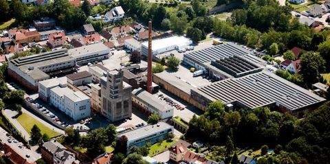 Sankt Ingbert Halle, Sankt Ingbert Hallenfläche