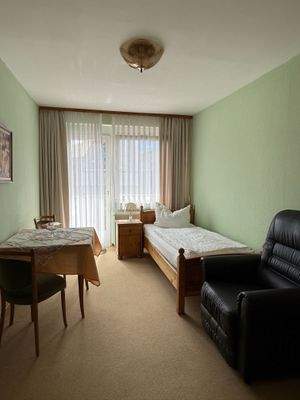 Hotelzimmerbeispiel EZ