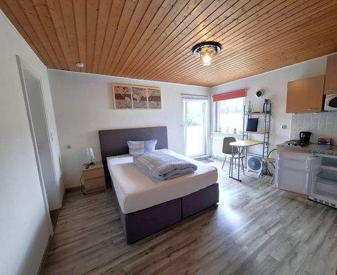 12.Gewerbe links.jpg