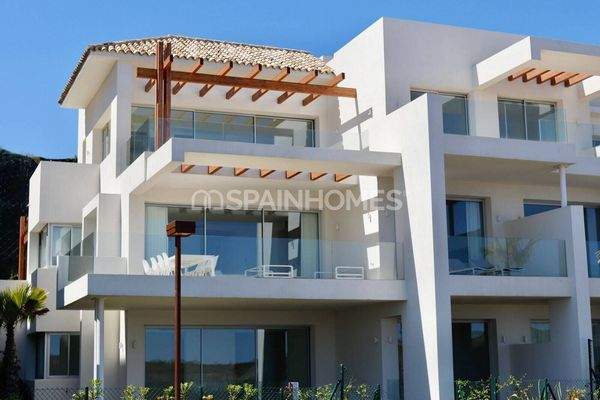 Luxury Apartments within an Exclusive Community in Benahavis