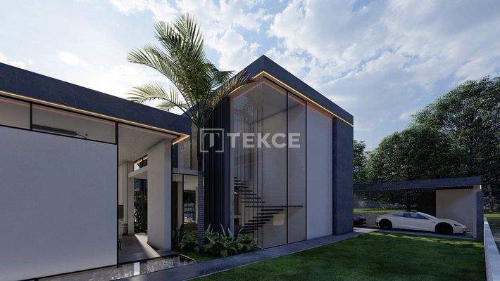 Detached Stylish Villa with Pool and Garden in İzmir Çeşme
