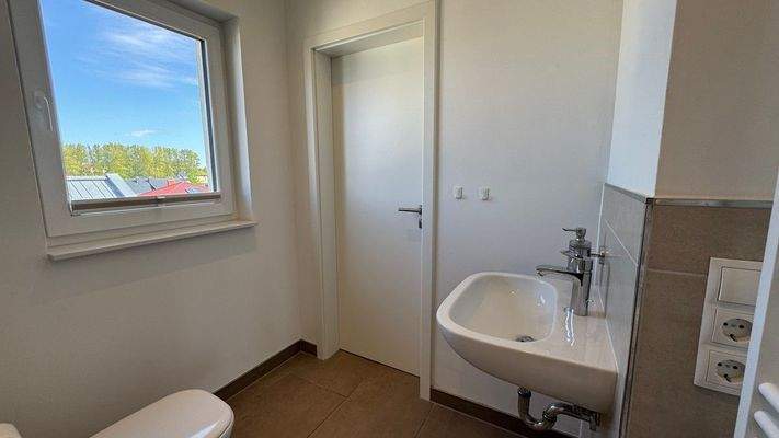 Gäste WC mit Dusche