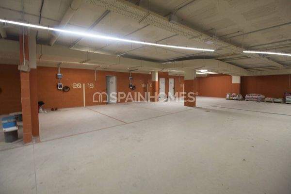 2-Bedroom Apartment with Community Pool in Fuengirola