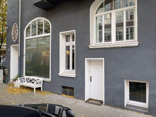 Separater Zugang auch zum Soutterain