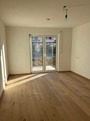 Schlafzimmer mit Blick zum Garten