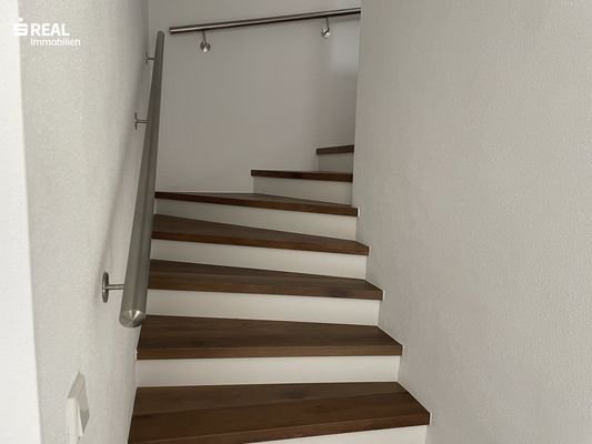 Treppe ins 1.OG