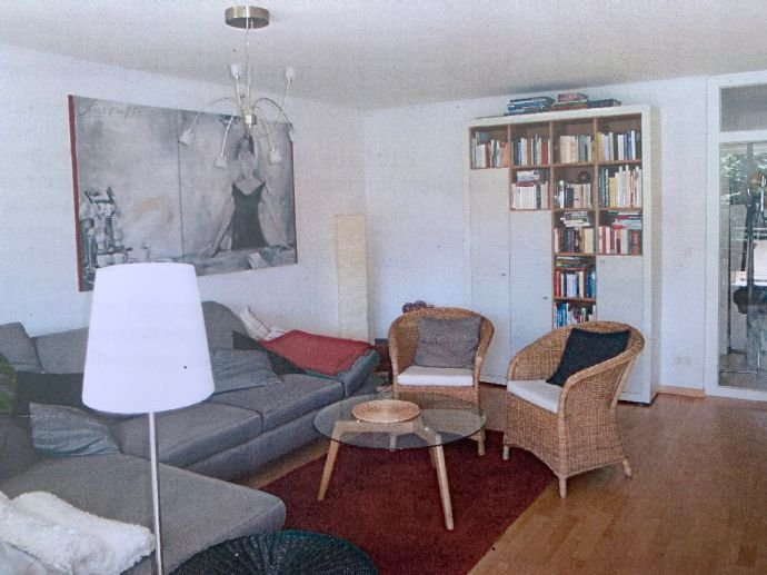 Kapitalanlage - tolle Wohnung im 1. Obergeschoss, Baujahr 1973 von  privat