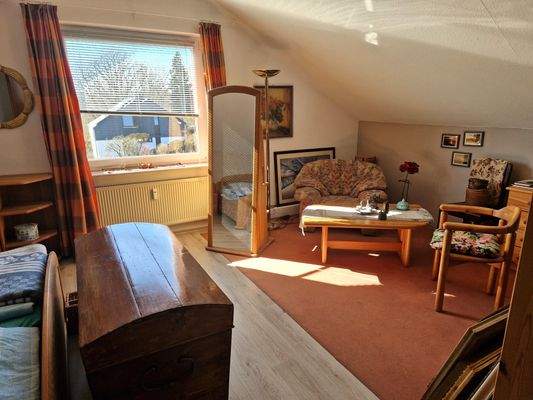 Schlafzimmer 1 DG Teilansicht